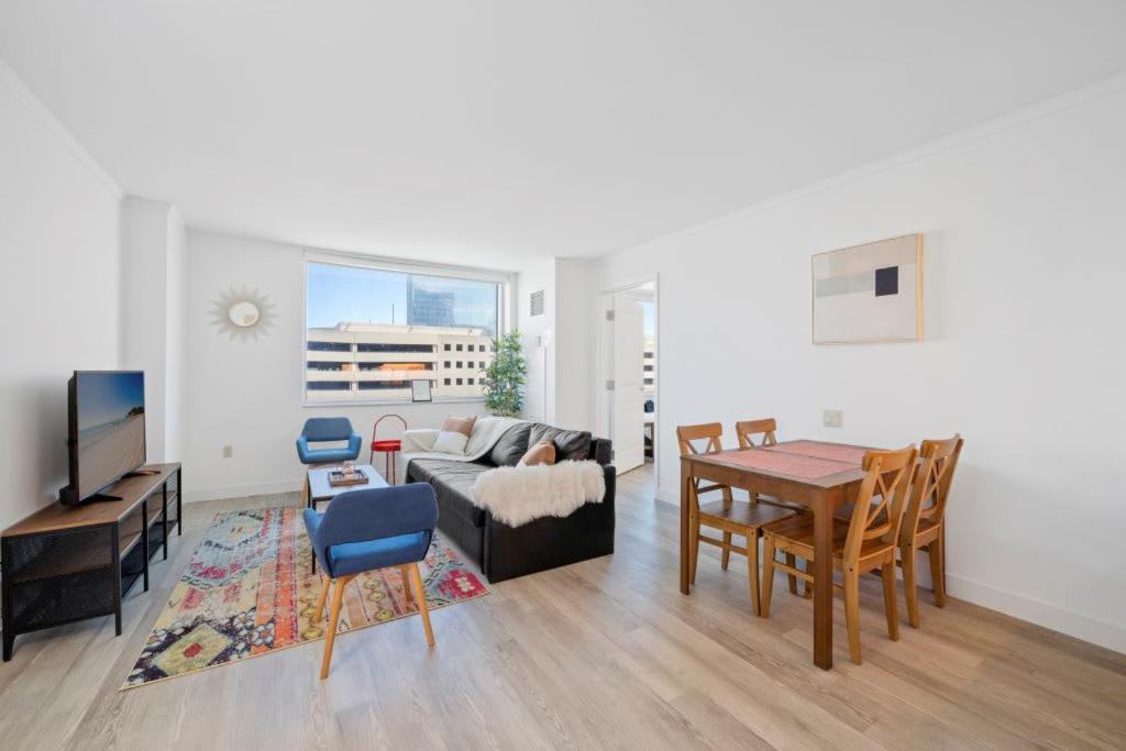 2Br 3Ba Beachfront Rental In Town Cozysuites Atlantic City Exteriör bild